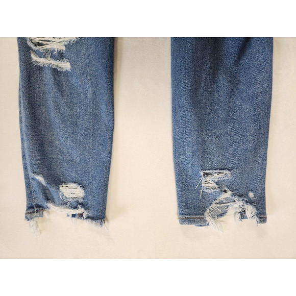 Sz 2 American Eagle Heavily Distressed Mom Jeans Medium Wash Womens Size Two AEO - Picture 12 of 12